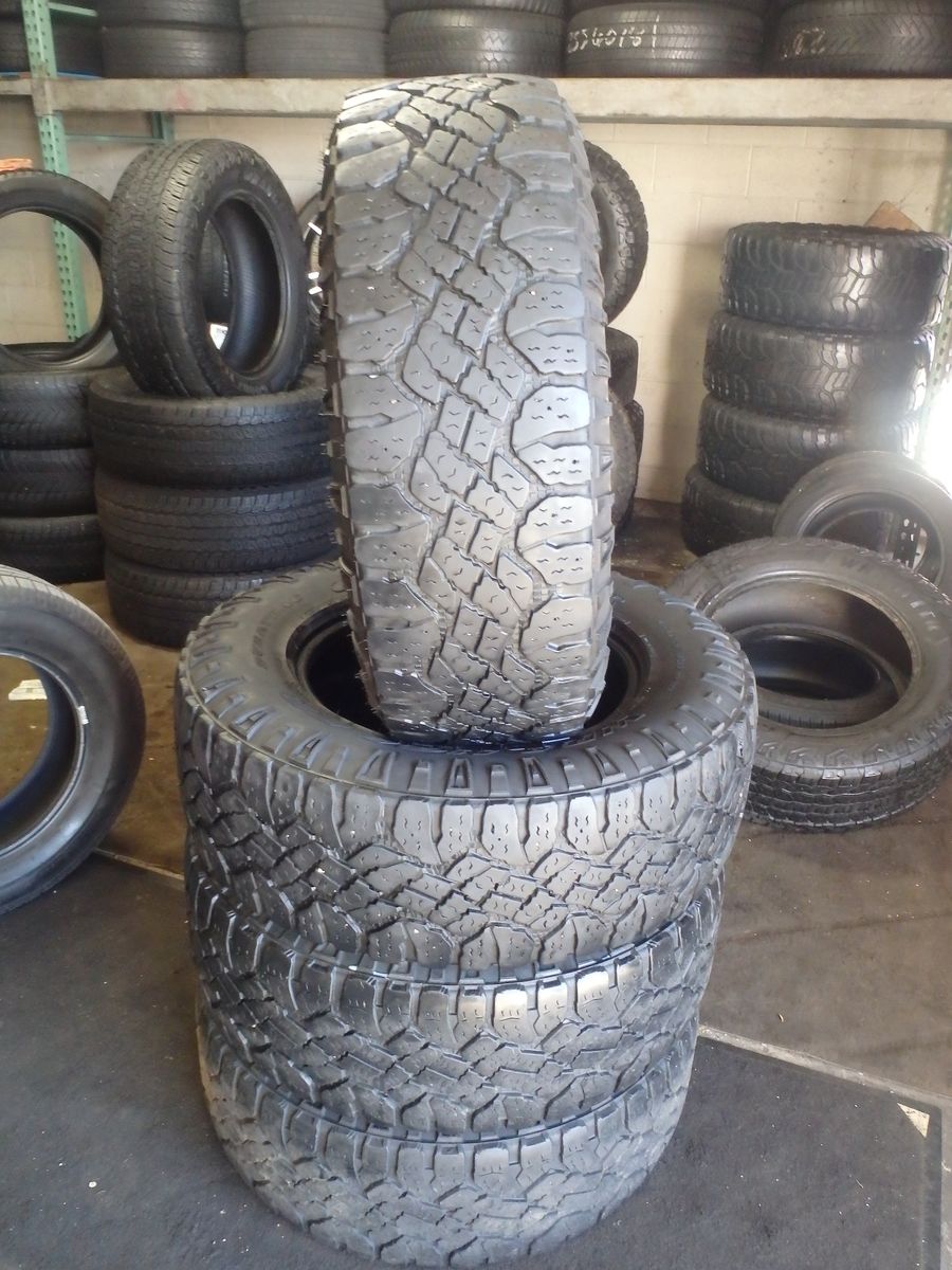 275/70R18 GOODYEAR WRANGLER DURATARAC SET OF USED TIRES