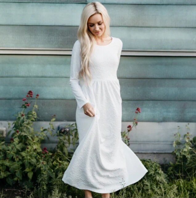 NEW FLORAL TEMPLE DRESS WITH POCKETS SIZE MEDIUM