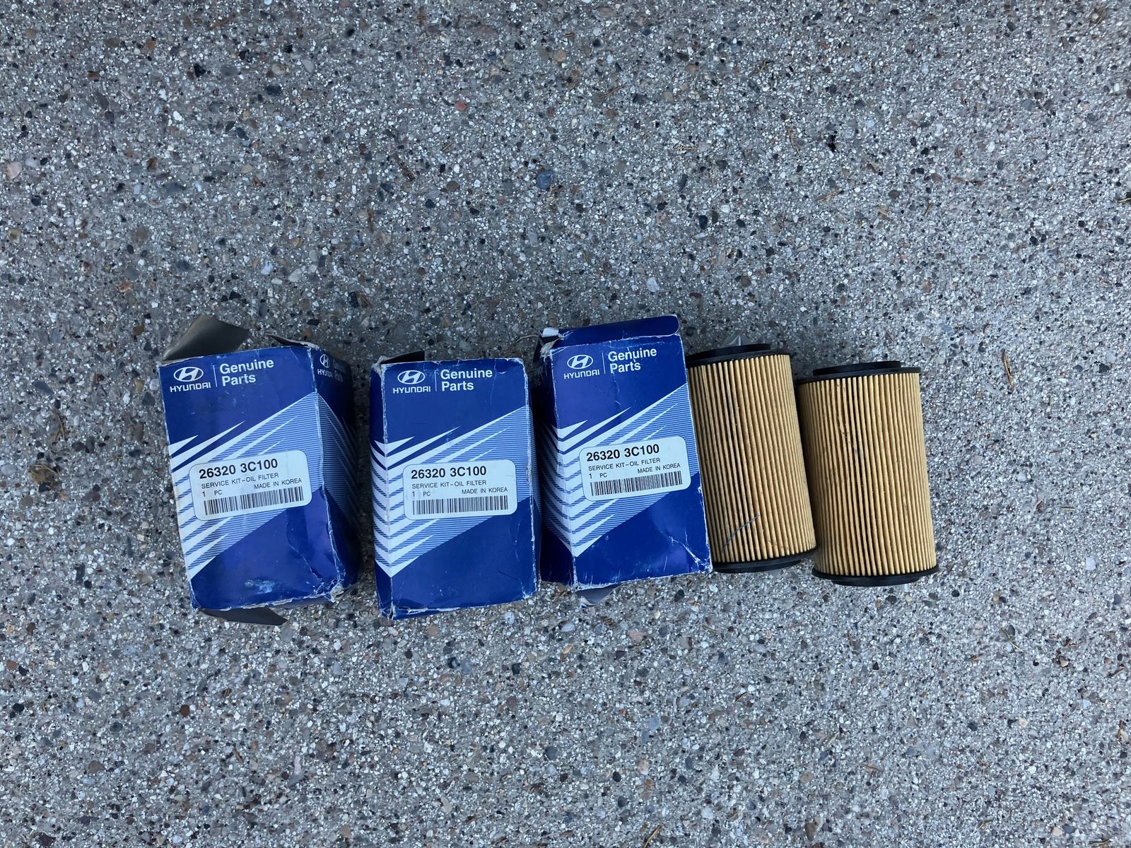 5 New Hyundai V-6 Oil Filters