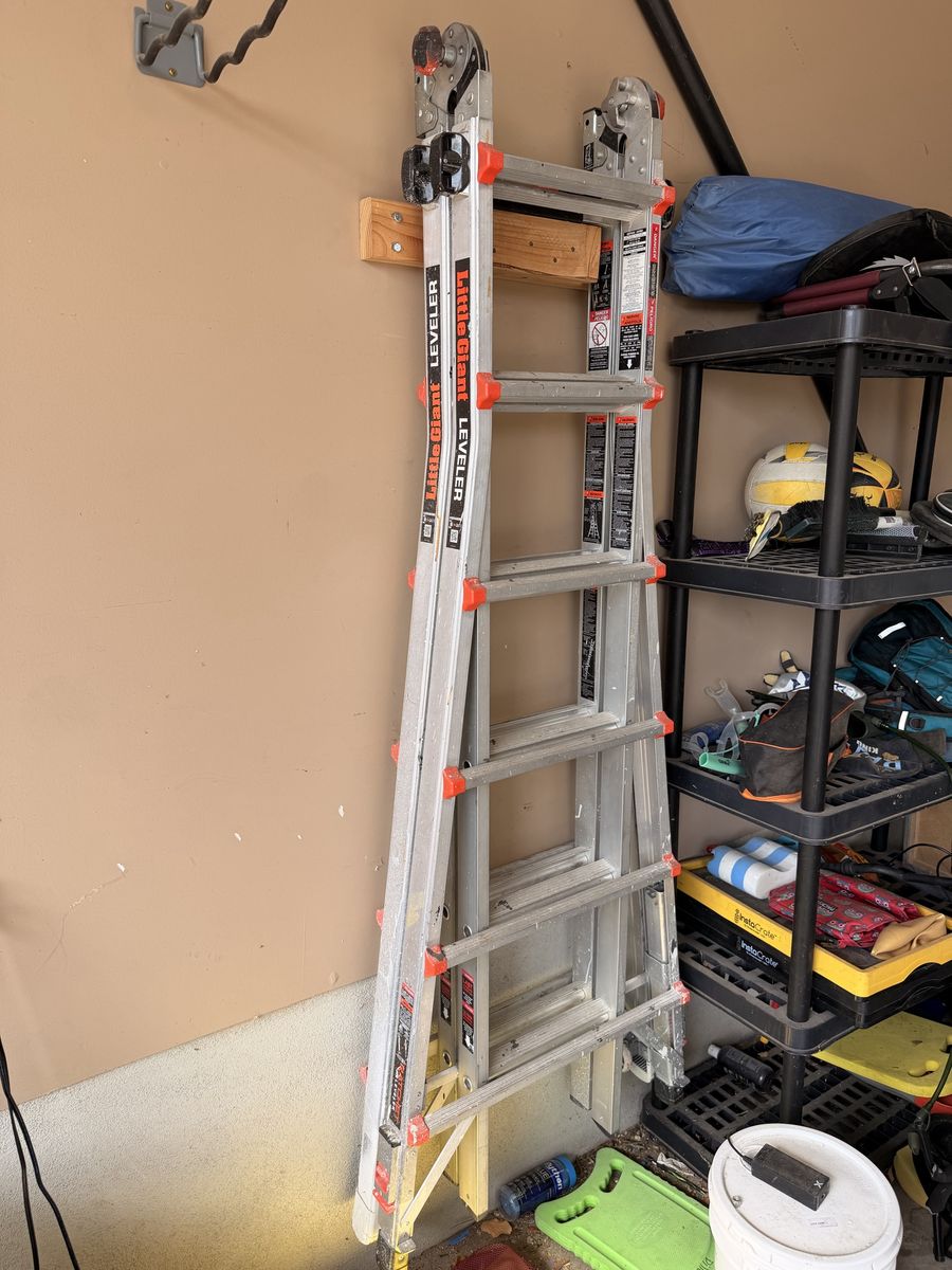 26 ft Little Giant “Leveler” Ladder IA with Leg Levelers + Work Platform and extra ladder conversion parts