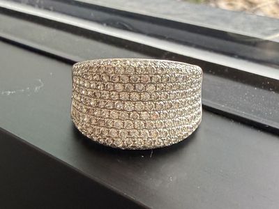 Pave Ring