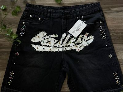 Valkey shorts