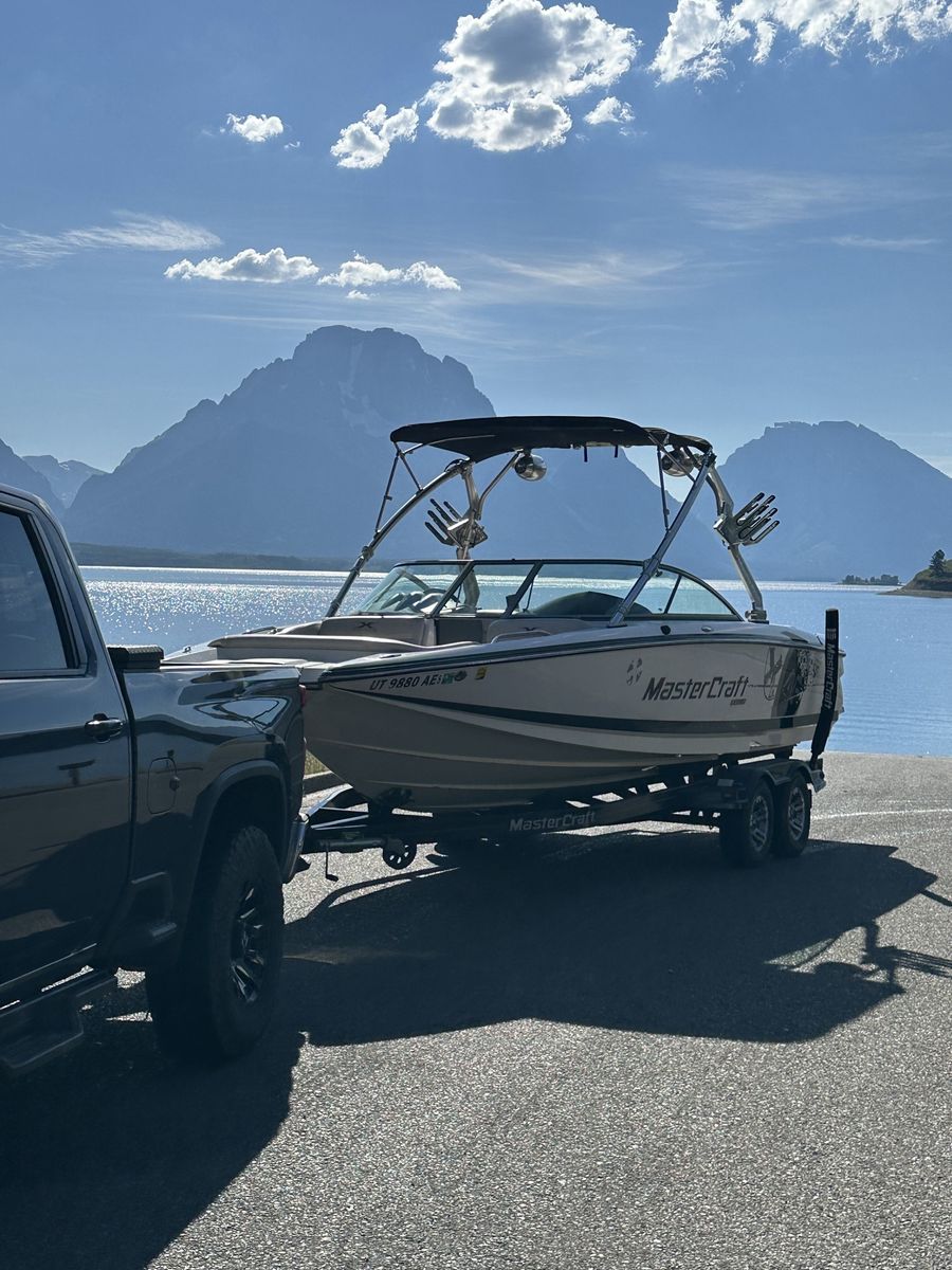 MasterCraft X-45 Ski boat