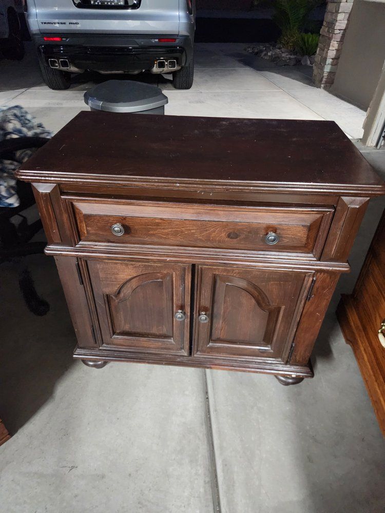One Nightstand