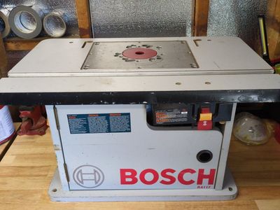 Bosch router table