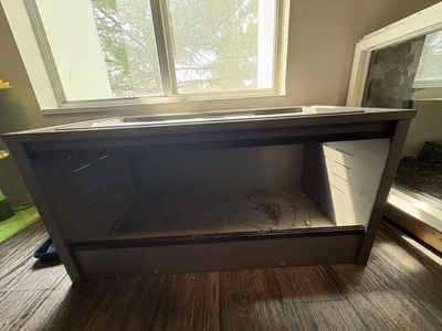 Reptile Enclosure 40 gal