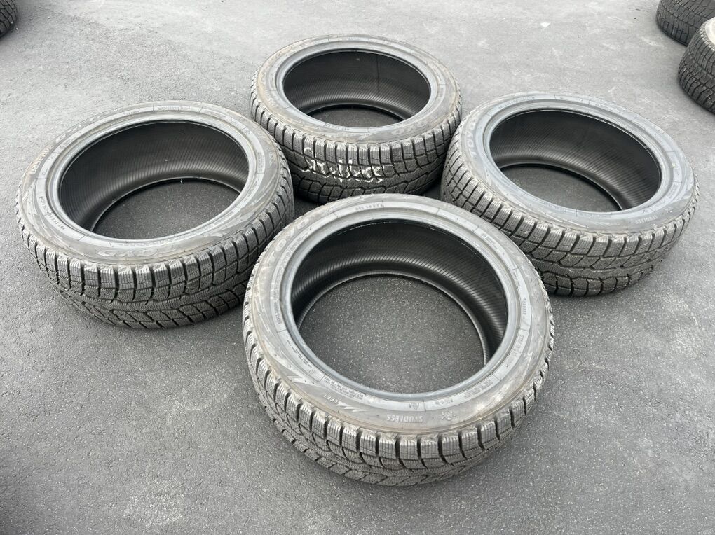 New Toyo Observe GSI-6 LS Snow Tires