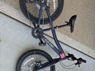 Co-op Cycles REV 20 6-Speed Plus Kids' Mountain Bike – Excellent Condition