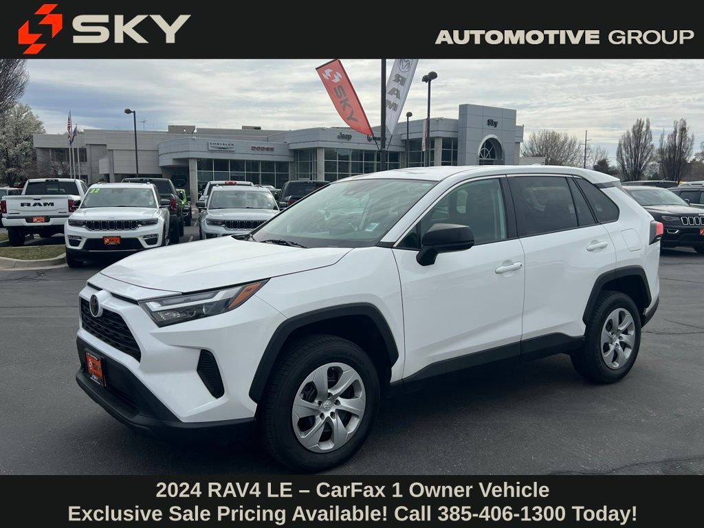 2024 Toyota RAV4 LE