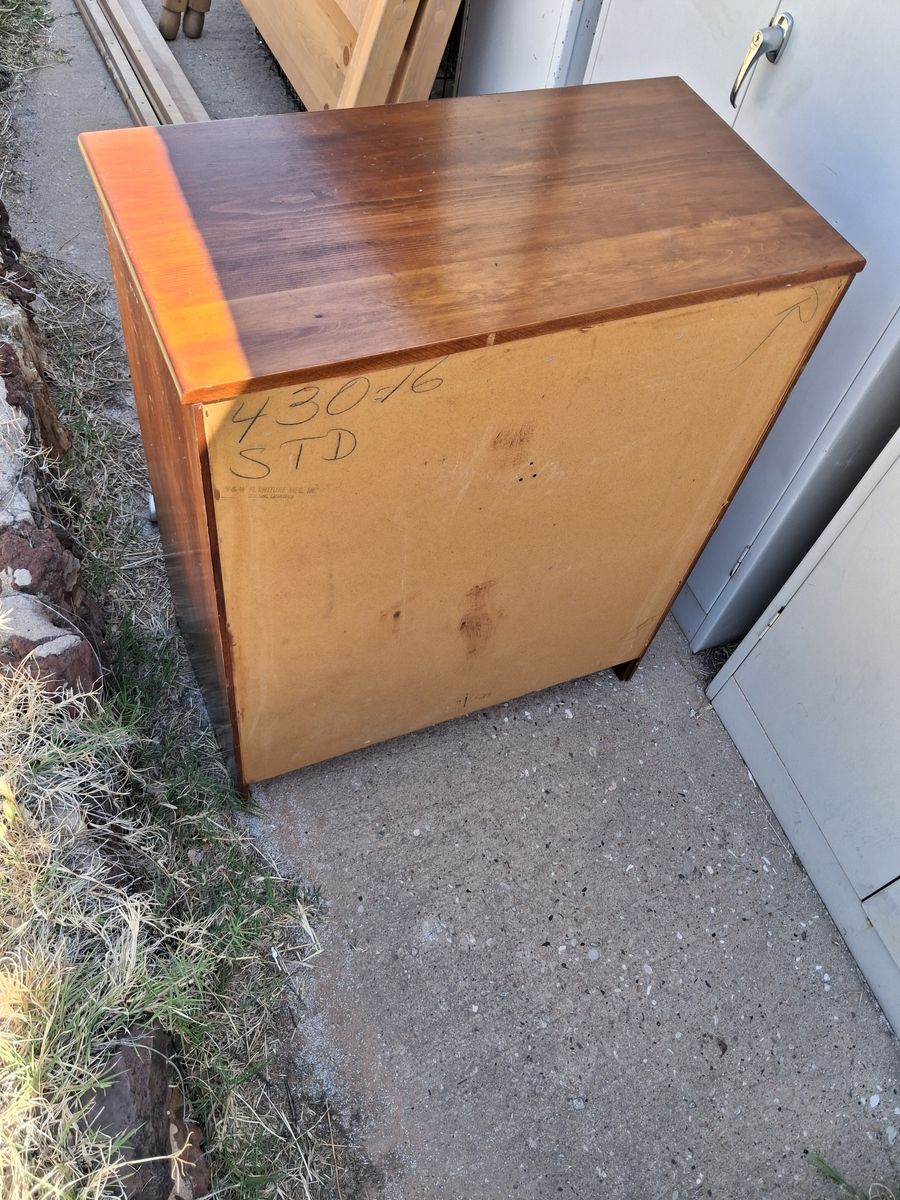Main image 6