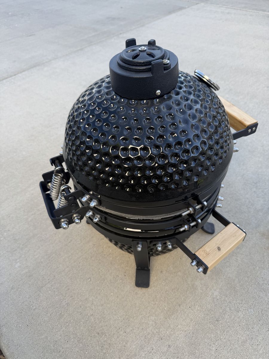 Main image 4