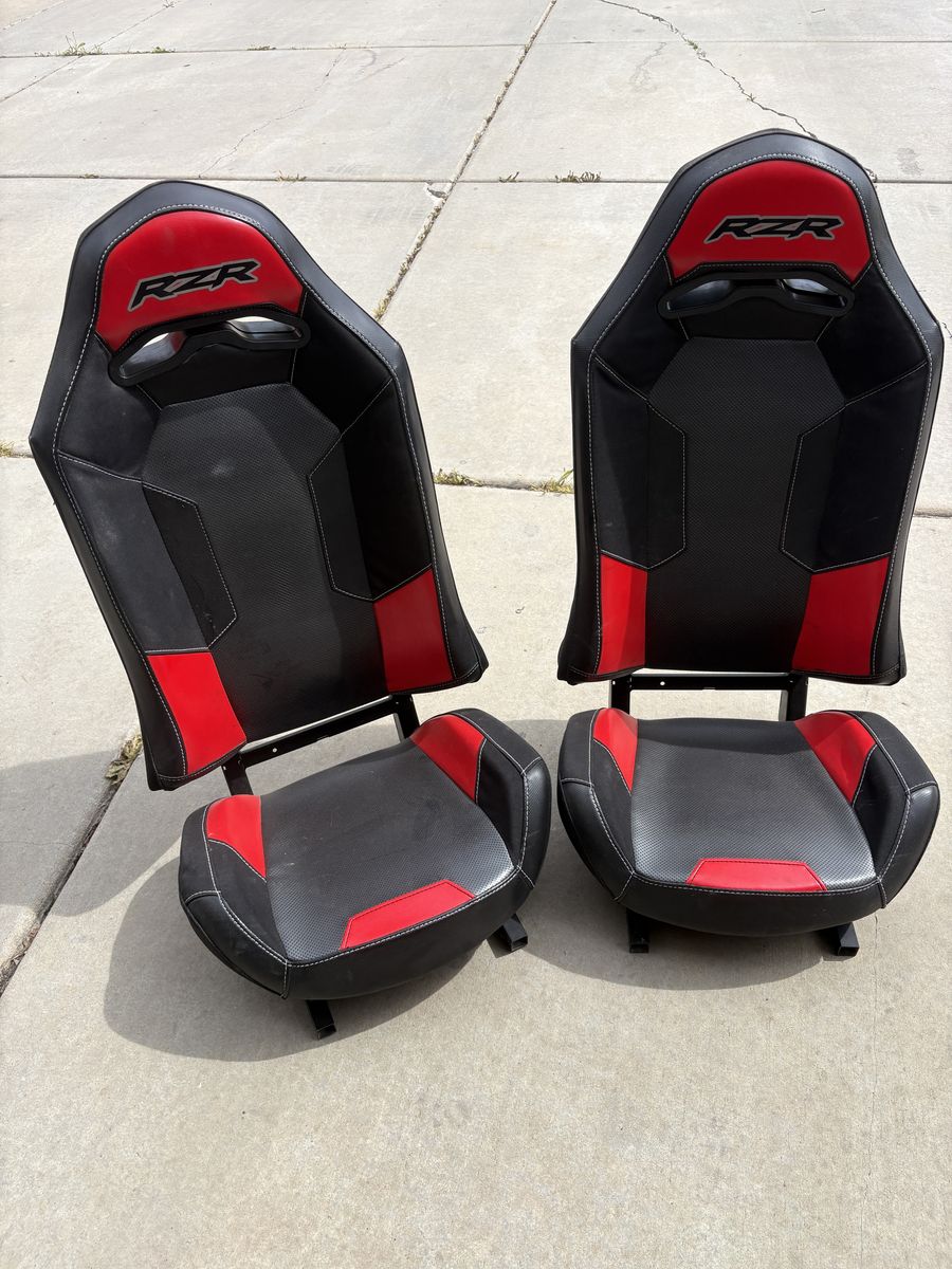 Polaaris Razor Seats