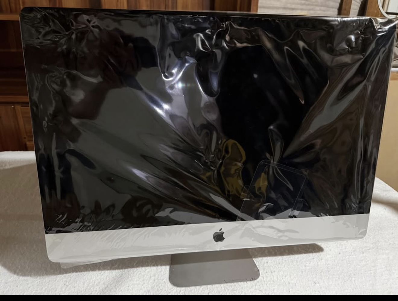 Apple iMac 27" All-in-One Desktop Computer - Great Condition