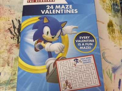 Sonic the Hedgehog 24 Maze Valentines Cards - New, Unopened, Fun Activity