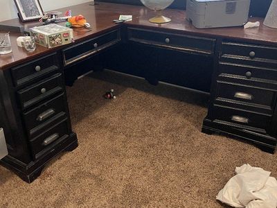 Very Nice Corner Desk
