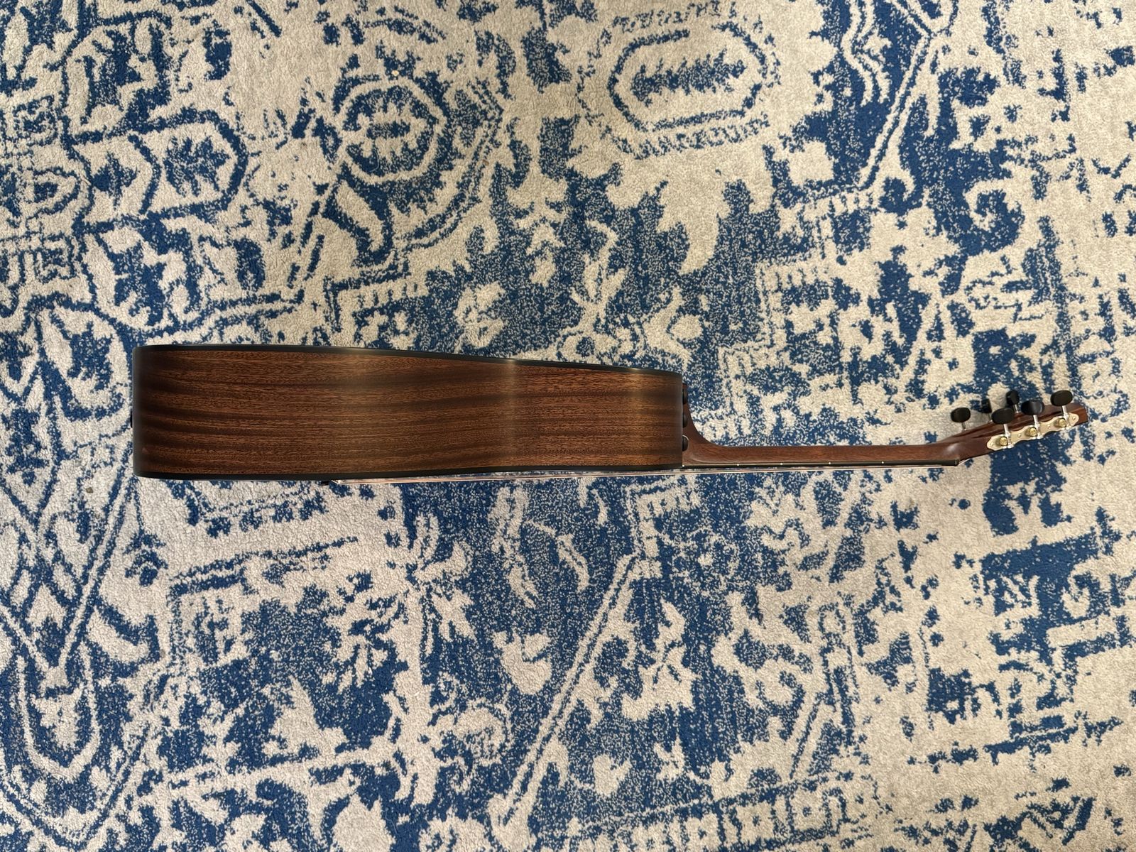 Main image 4