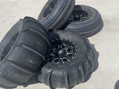 Polaris – Sand Tires