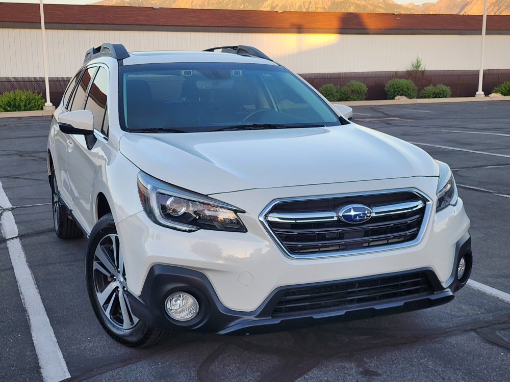 2019 Subaru Outback 2.5i Limited Pwr Moon/Nav