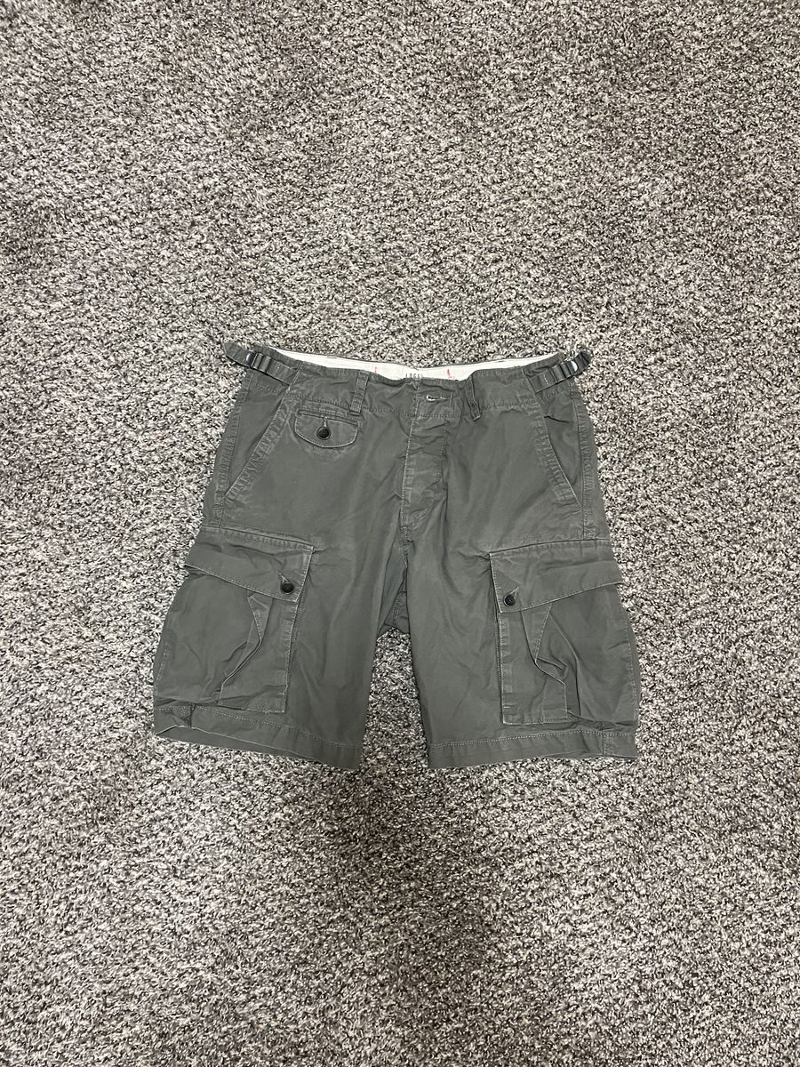 Mens shorts, Waist 32