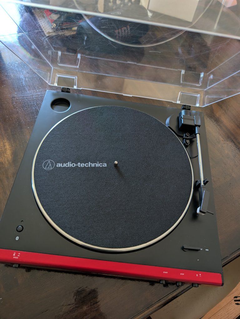 Audio-Technica AT-LP60XBT Fully Auto Belt-Drive Bluetooth Vinyl Turntable