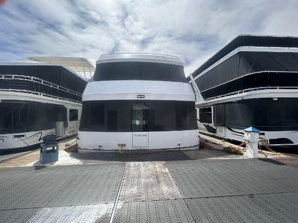 Antelope Point Marina Houseboat *Traditions 1/4 Share*