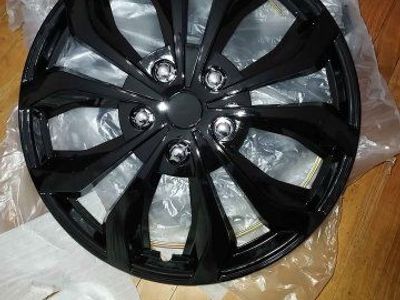 New Black 16-inch Car Wheel Hubcaps/Wheel Covers - Set of 4