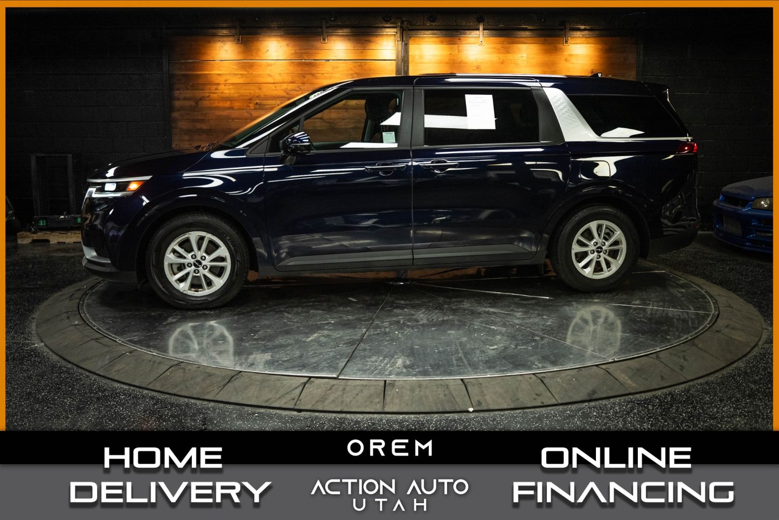 2024 Kia Carnival LX