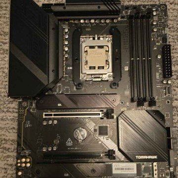 MSI TOMAHAWK B650 WIFI Motherboard