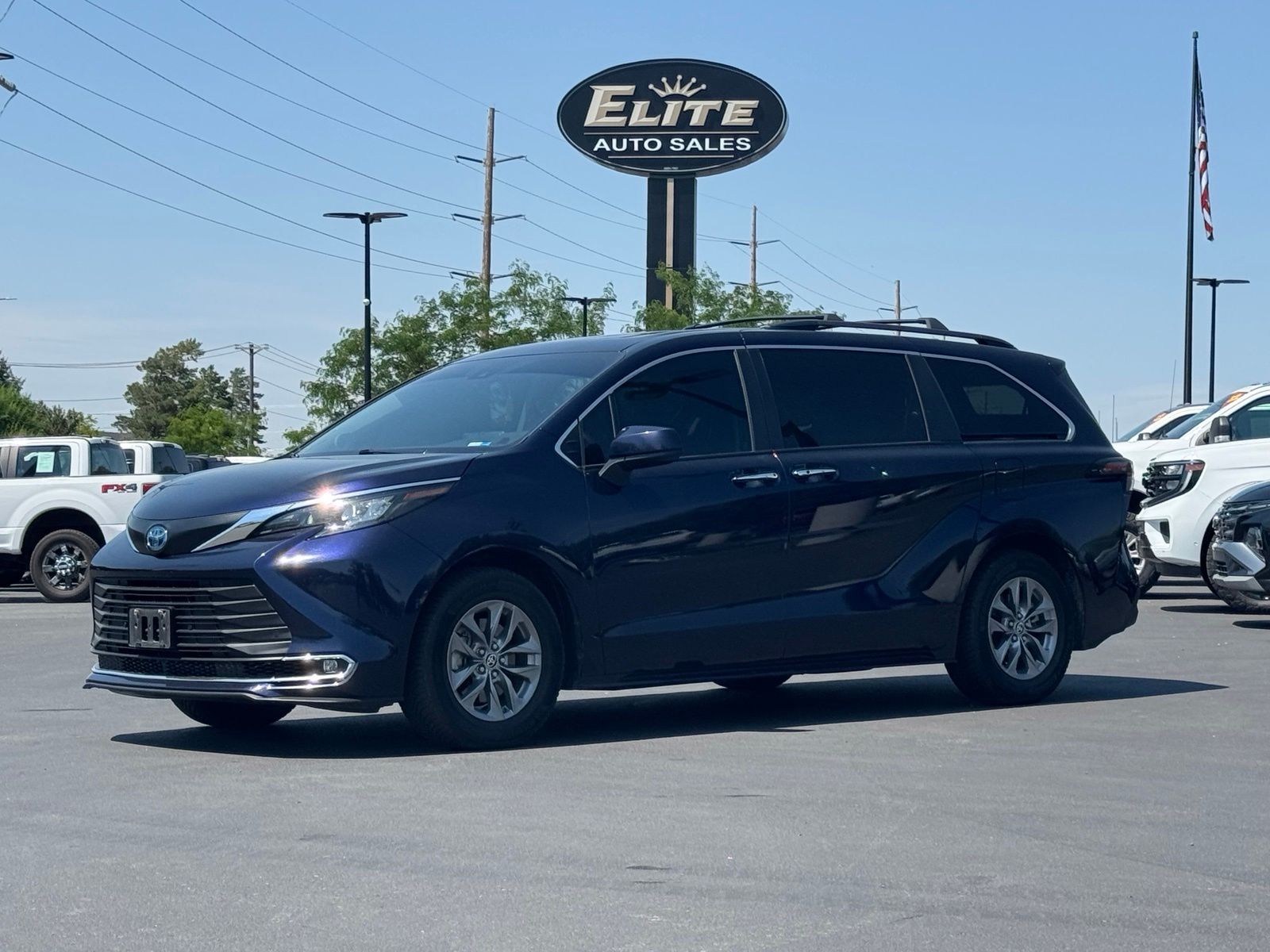 2024 Toyota Sienna XLE 7-Passenger
