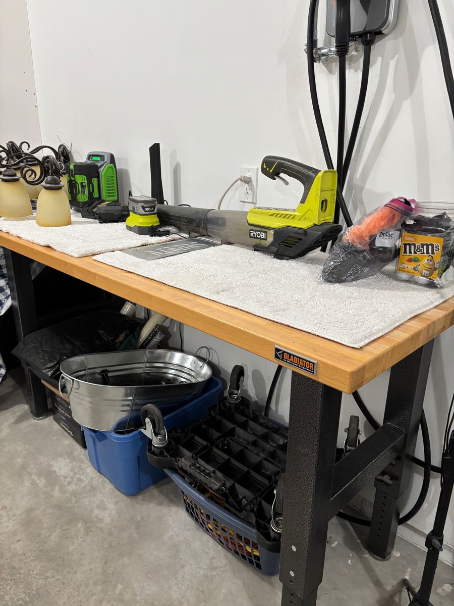 Gladiator Work Bench