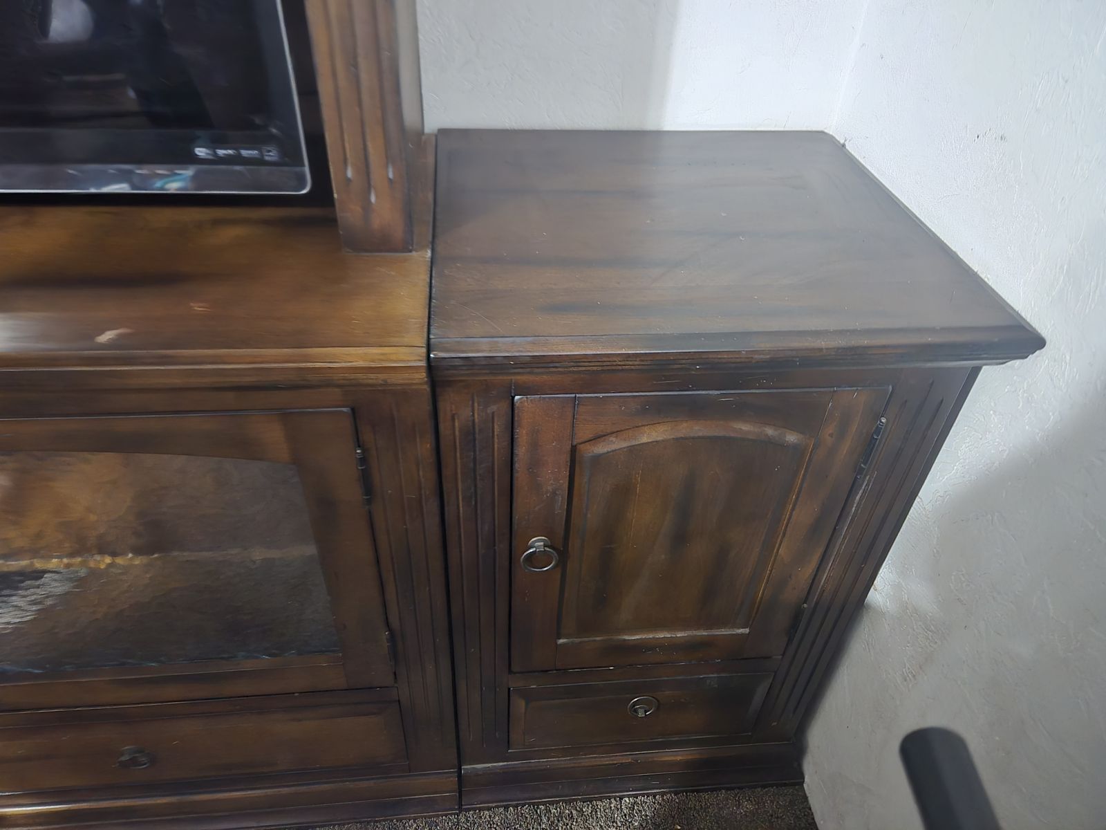 Main image 2