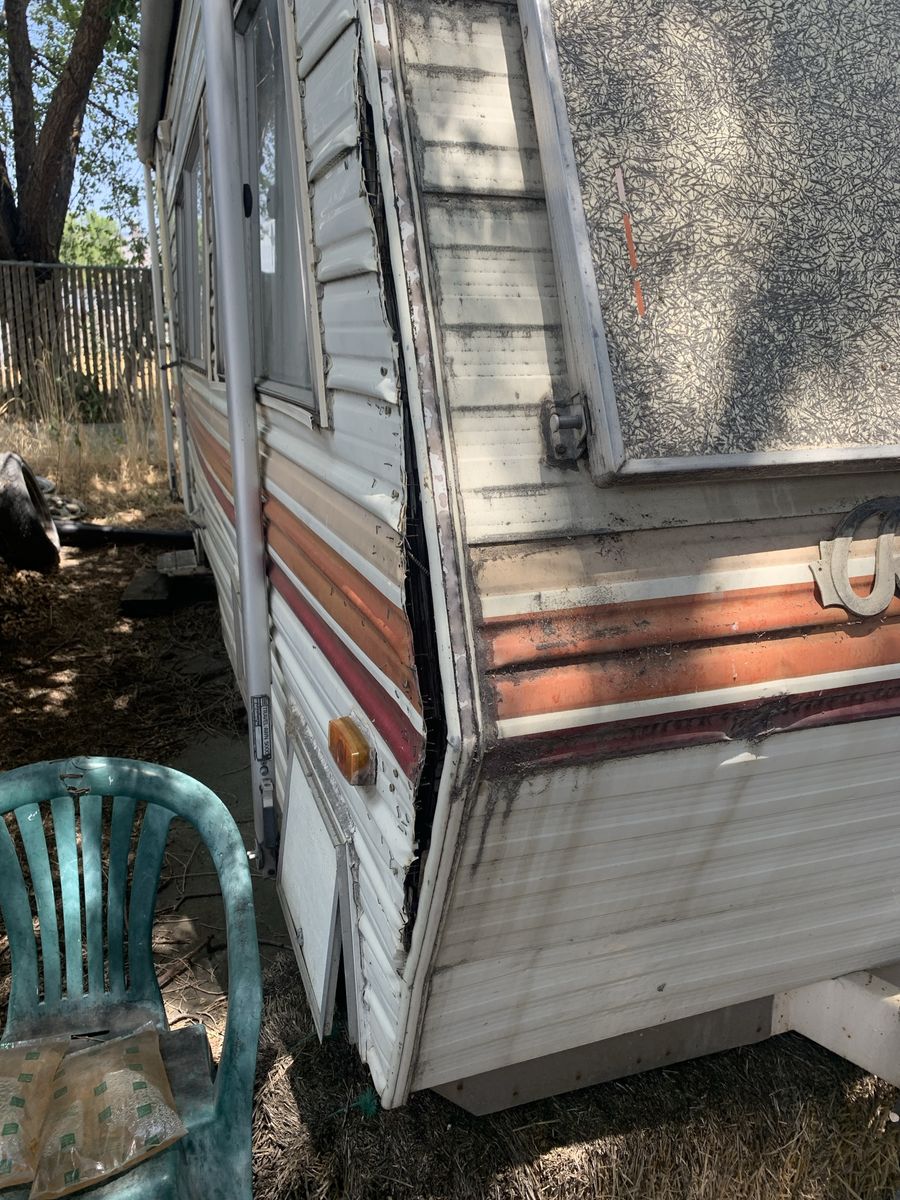 Dometic RM 660 Dometic 1970s RV Travel Trailer for Parts or restoration