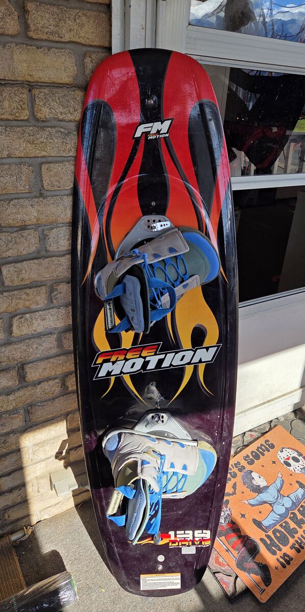 Free motion wakeboard 138 drive Rocker