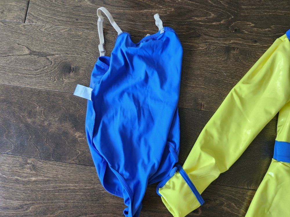 Main image 3