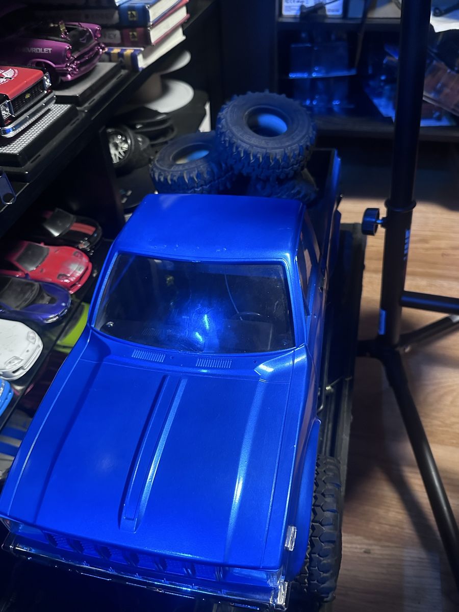 Rc4wd tf2 blue Toyota 1/10 Rc