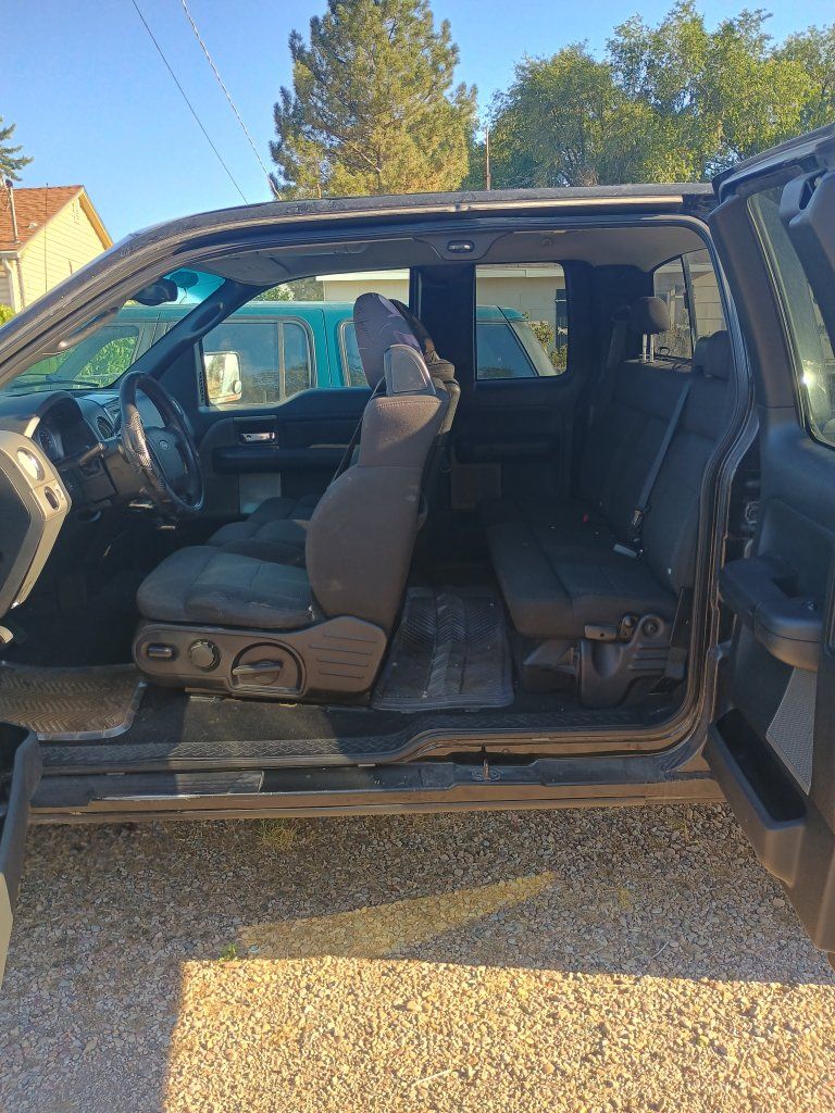 Main image 4