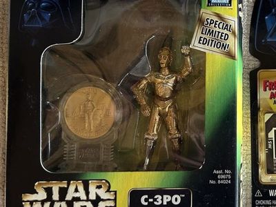 Star Wars The Power of the Force C-3PO Limited Edition Figure & Coin Kenner Action Figure Box Set.