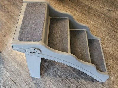 Folding baby / dog steps