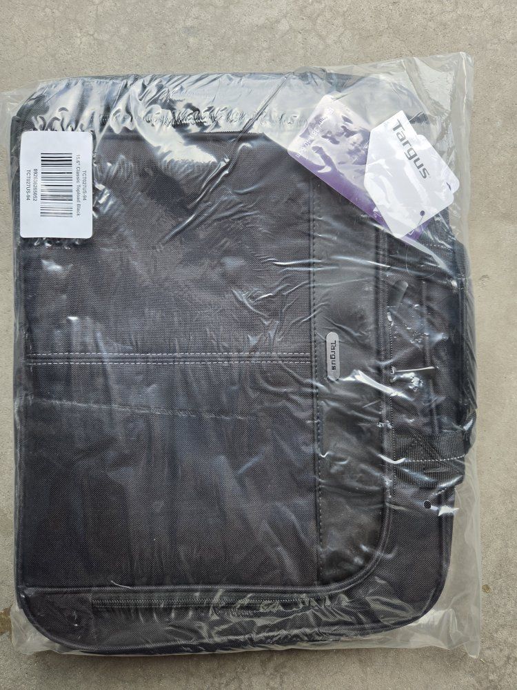 Targus 15.6" Classic Topload Black Laptop Bag - New with Tags, TC1927US-94