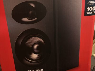 M-Audio BX5 Graphite 5" 100W Premium Active Studio Monitor - New in Box x2