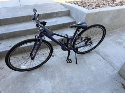 Cannondale Road/Hybrid bike for sale.
