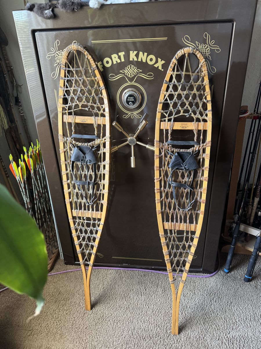Vintage Northwoods snowshoe
