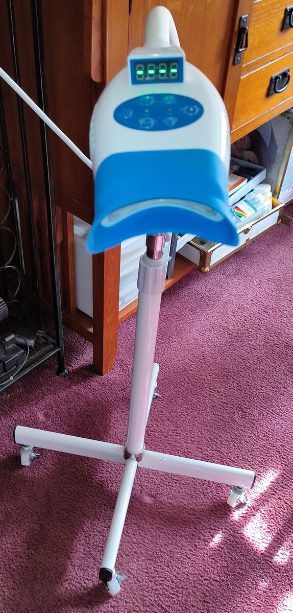 Teeth Whitener Device With Stand And Power Adapter Nice