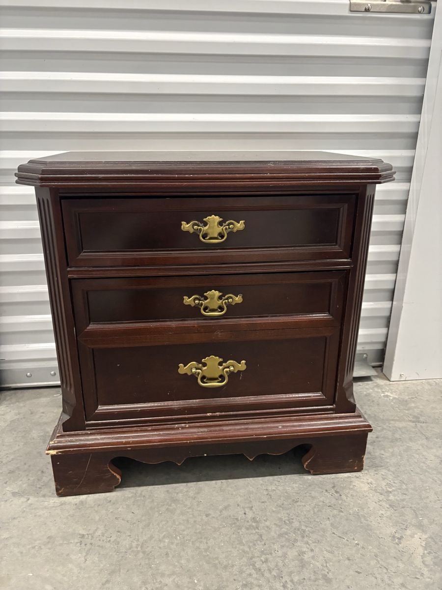 Traditional Cherry 3-Drawer Nightstand – Made in USA