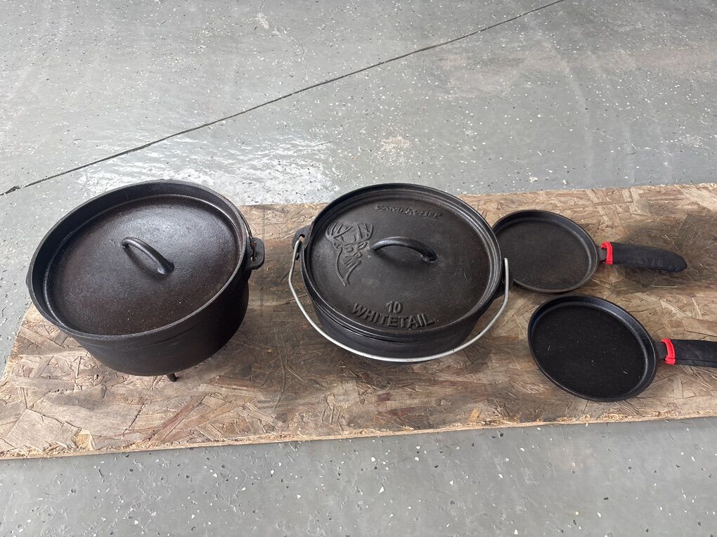 Cast Iron Pans And Pots