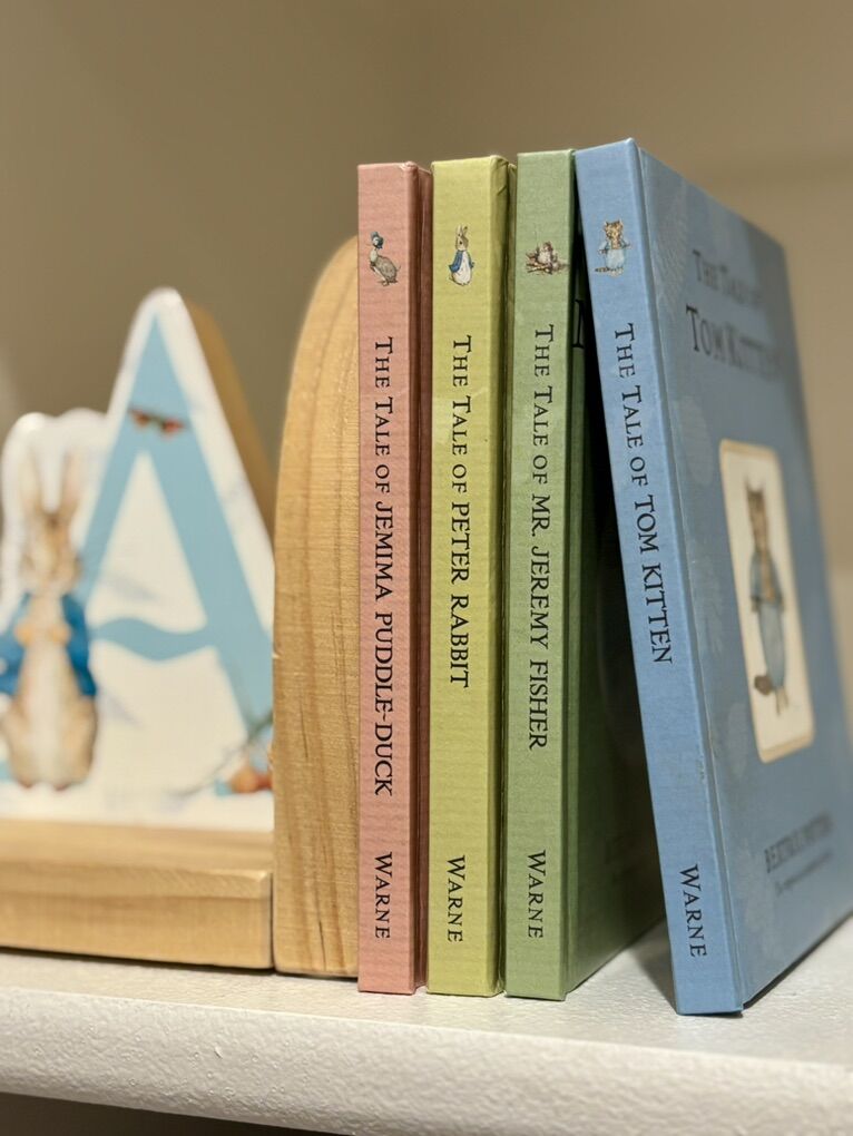 New Peter Rabbit Book Set With Book End