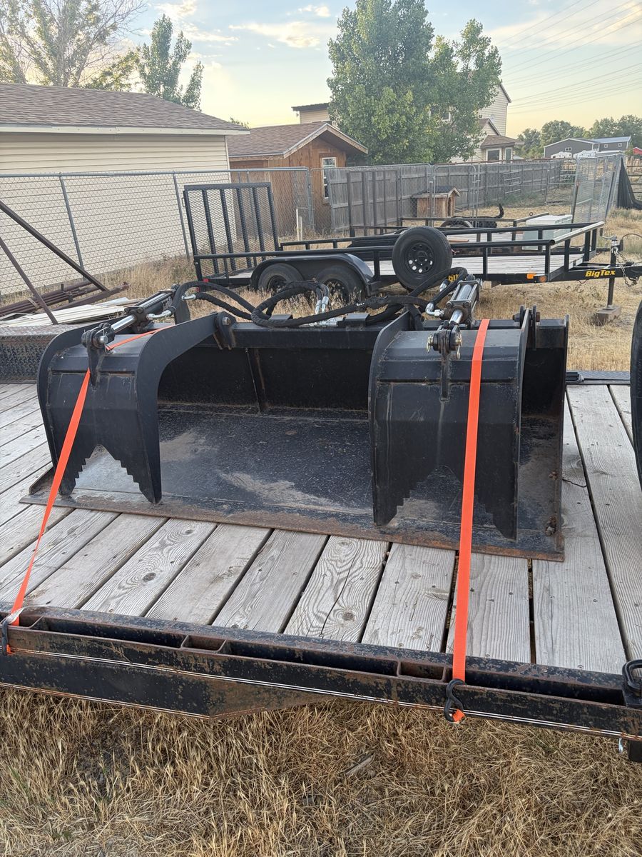 Grapple bucket