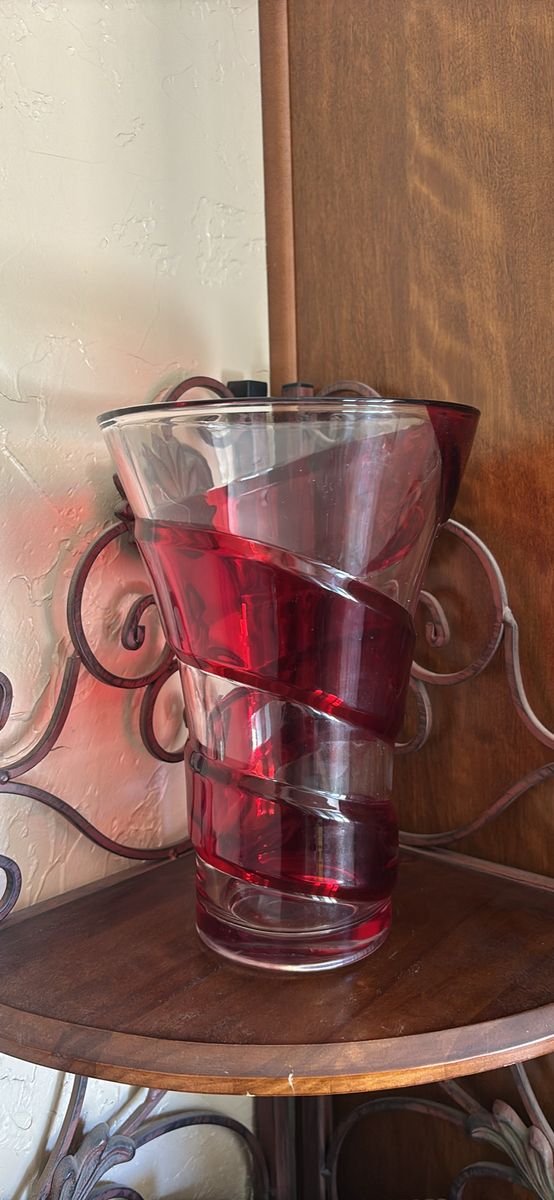 Vintage Red Swirl Glass Vase - Clear with Vibrant Red Accents, 10" Tall