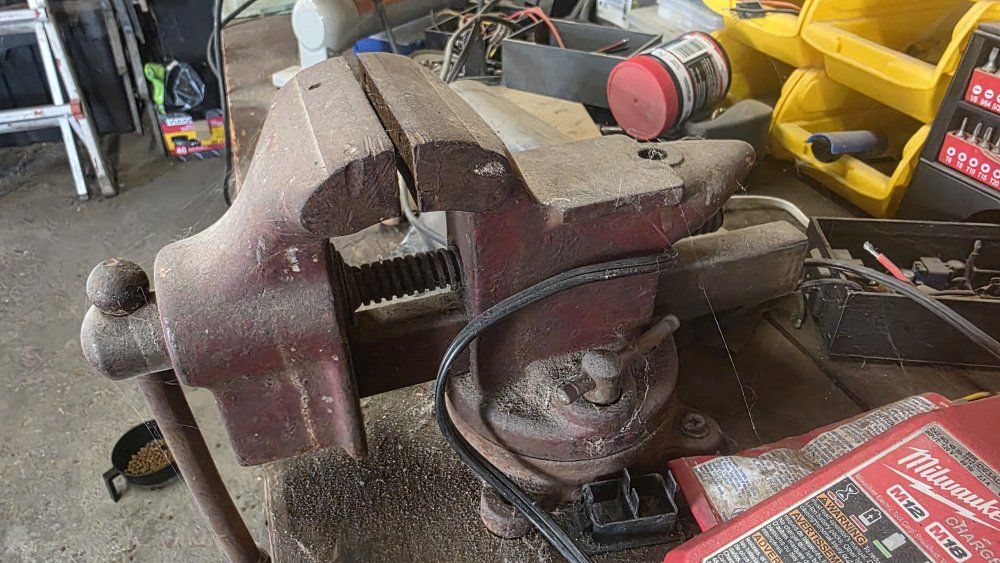 Small Cast Iron Bench Vise - Garage/Workshop Tool, Used Condition
