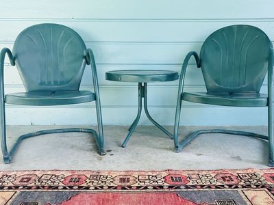 Vintage Mid-Century Metal Clamshell Patio Chairs & Side Table Set - Green